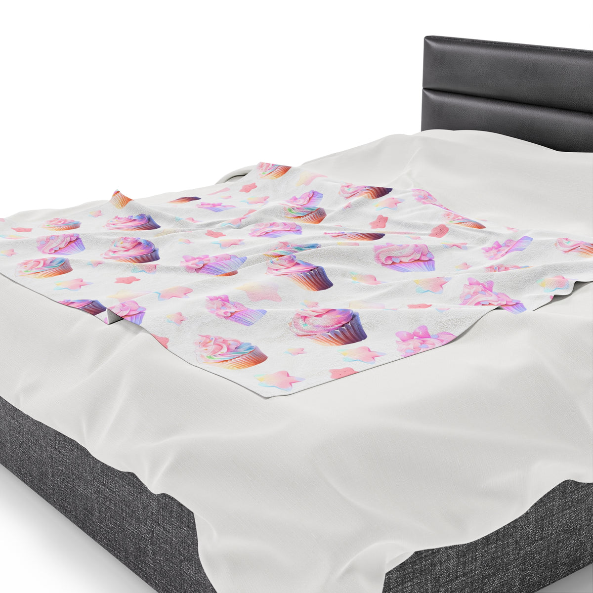 Cupcake Party - Cute Anime Throw Blanket